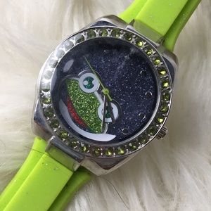 Ladies glitter frog watch